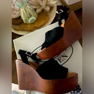 Steve Madden Wedges